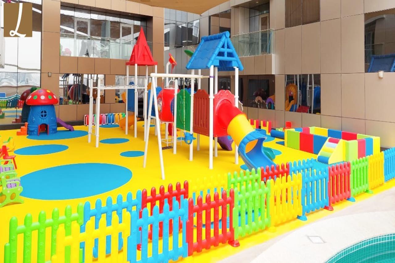 Luxe Grand Hotel Apartments Sharjah Exterior foto Playground